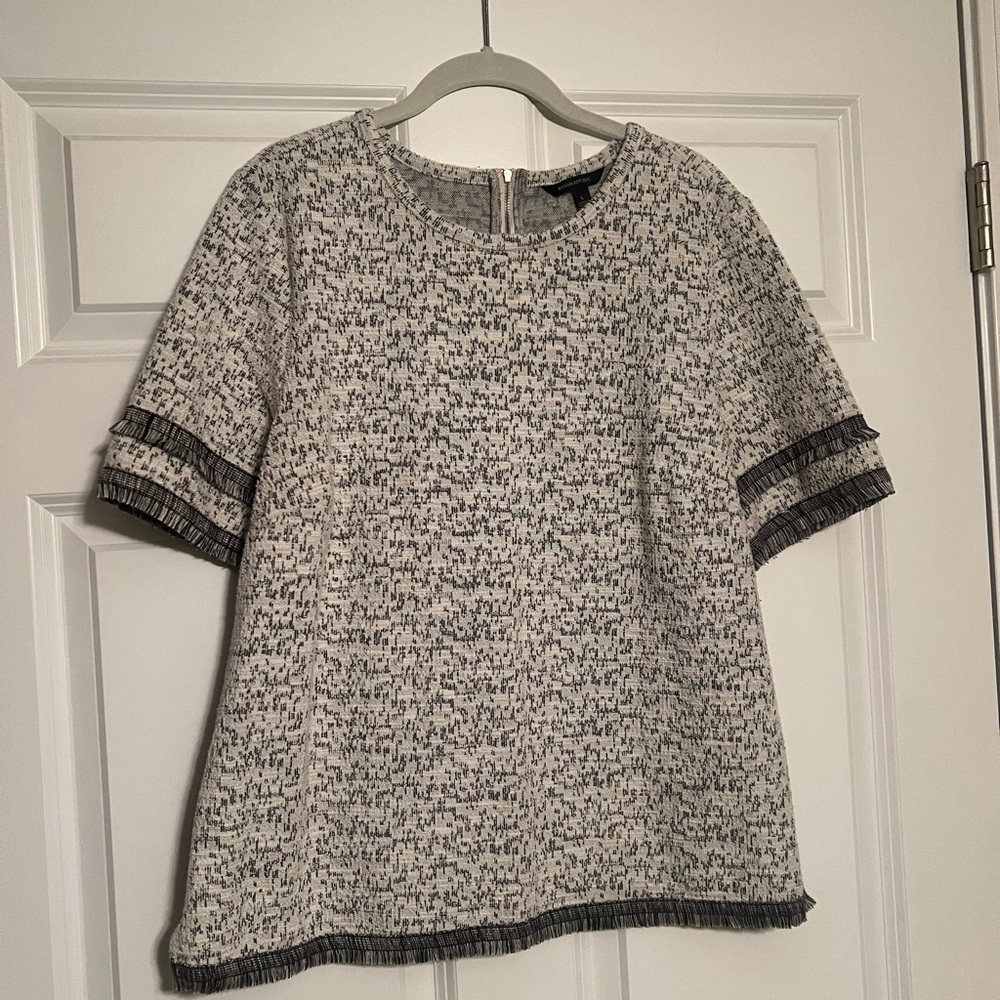 Banana Republic Women's black and white Top